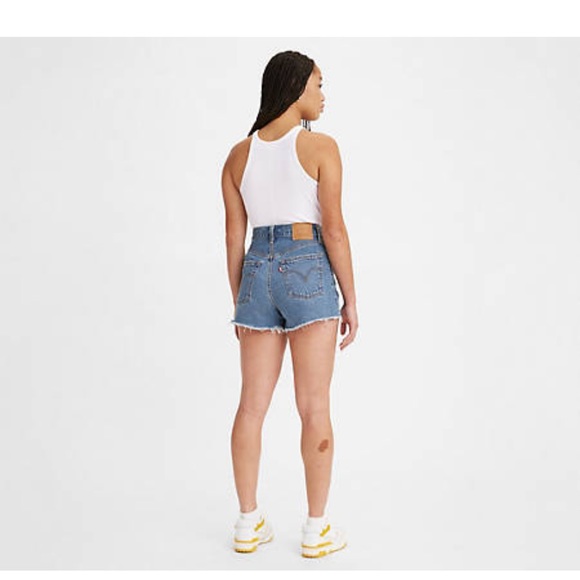 Levi’s rib cage shorts - Picture 2 of 2